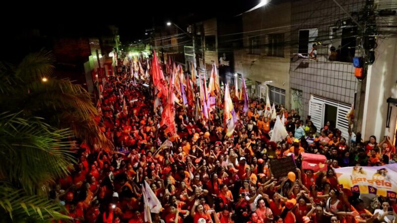 Caminhada das mulheres leva multidão às ruas de Lagarto em apoio a Rafaela