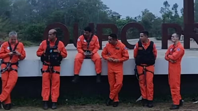 Seis pessoas morrem em queda de helicóptero dos Bombeiros de Minas Gerais