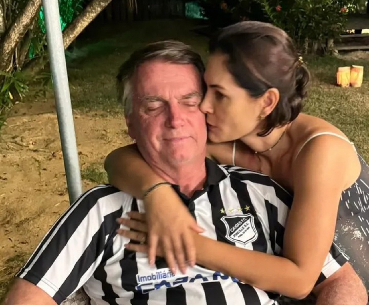 Michele Bolsonaro faz declaração ao marido durante viagem a Alagoas