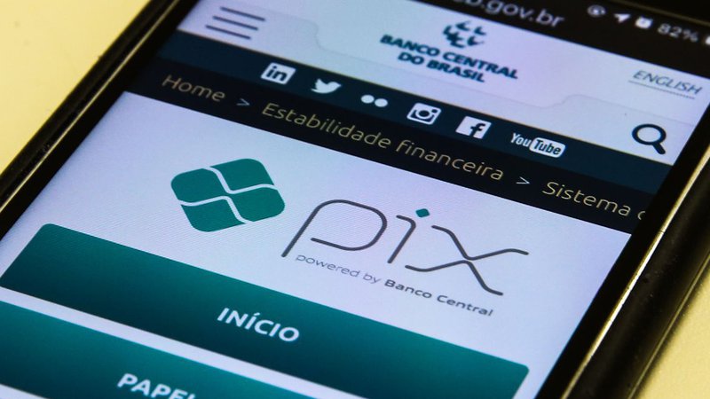 82% das transações bancárias dos brasileiros são feitas pelos canais digitais, revela pesquisa
