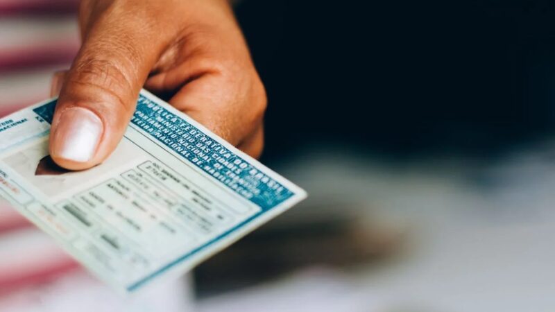 Nova Lei: Multas de trânsito vão pagar CNH para baixa renda e transferência de veículo será digital