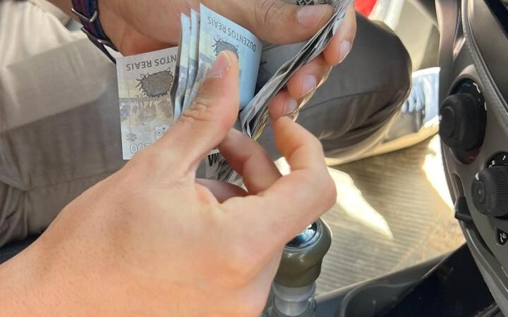 Polícia prende grupo que repassava notas falsas em Tobias Barreto