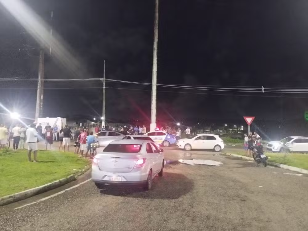 Motociclista morre após colisão com poste em São Cristóvão