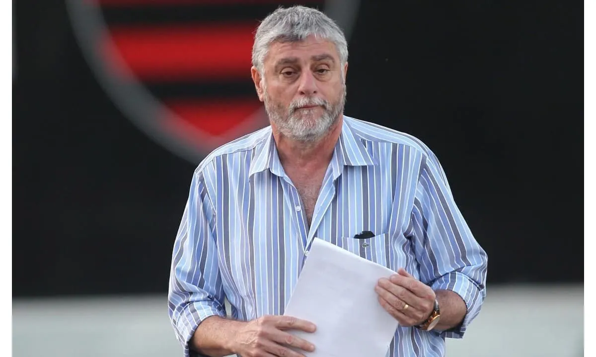 Runco é demitido do Flamengo em meio a polêmica com de La Cruz