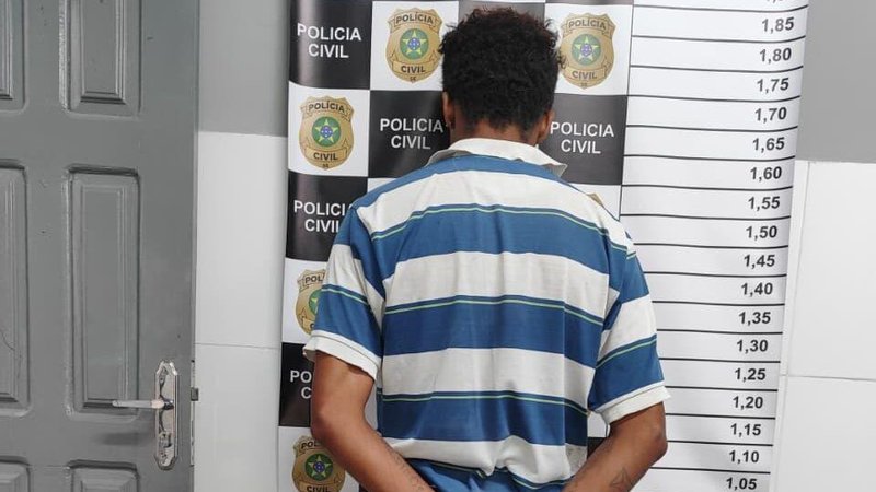 Homem é preso em flagrante após tentar matar companheira a facadas em Arauá