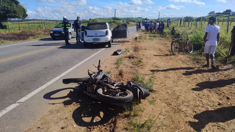 Motociclista morre ao colidir com carro em Riachão do Dantas
