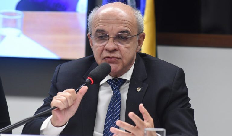 Projeto estabelece o combate ao racismo como critério para adesão ao Profut