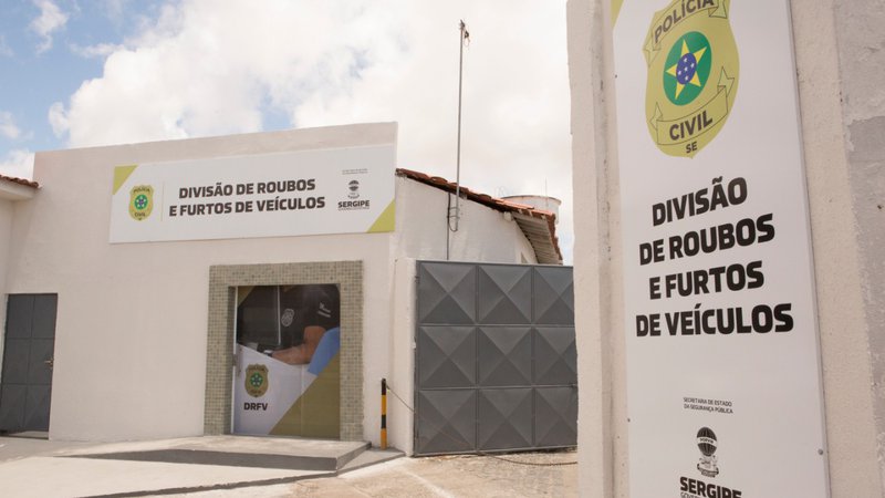 Quatro investigados por roubo a motoristas de aplicativo são presos em Sergipe