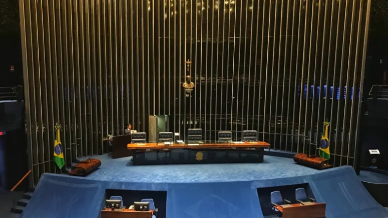 Veja quais senadores de Sergipe votaram a favor do impeachment de Moraes e quem ficou em cima do muro