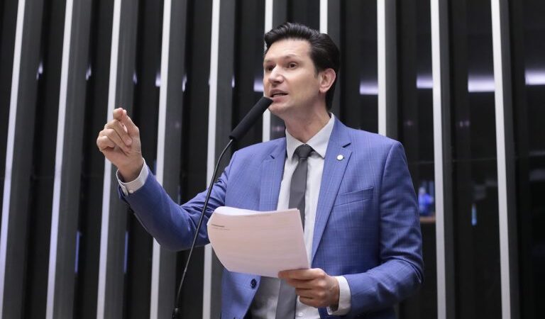 Comissão aprova projeto que inclui academias no Programa Emergencial de Retomada do Setor de Eventos