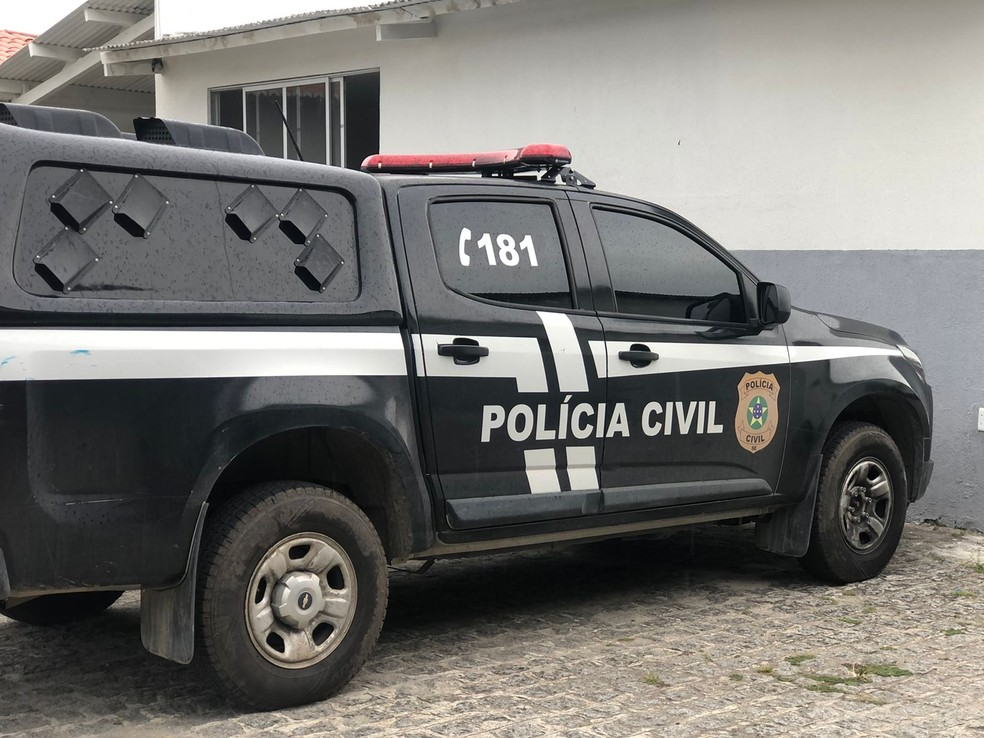 Investigado por importunação sexual em ônibus do transporte intermunicipal em Carira se apresenta à Polícia Civil