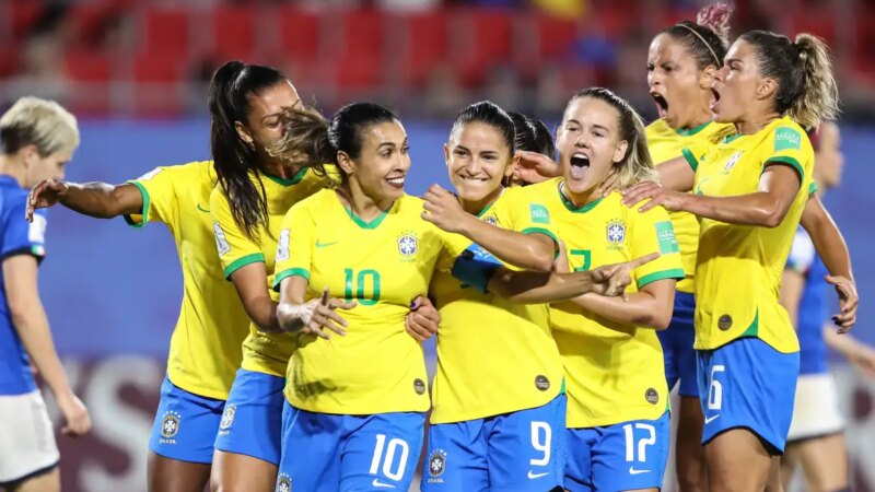 Seleção feminina de futebol terá amistoso contra a Itália em outubro