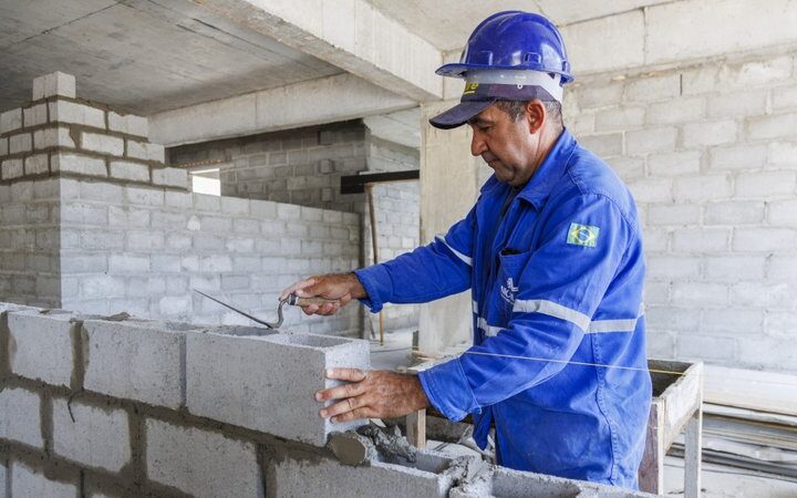 Governo lança 320 vagas em cursos gratuitos de qualificação na área da construção civil