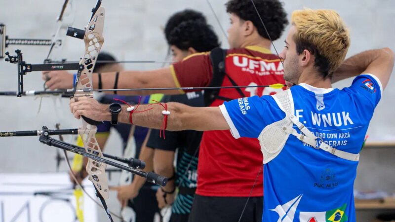 Fábio Klier é ouro no tiro com arco na estreia da modalidade no JUBs