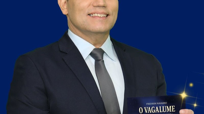 Fredson Navarro faz lançamento do livro ‘O Vagalume’, em Aracaju