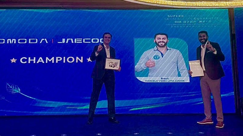 Mecânico Sergipano ganha prêmio de melhor do mundo em competição global na China