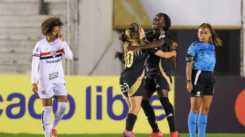 São Paulo é derrotado e se complica na Libertadores Feminina