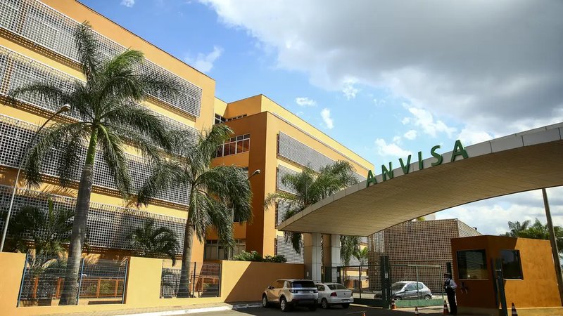 Anvisa proíbe suplementos e energéticos com adição de ozônio