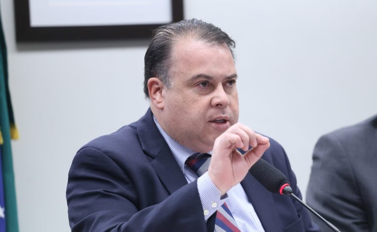 Comissão aprova proteção para empresa de futebol por dívidas antigas do clube