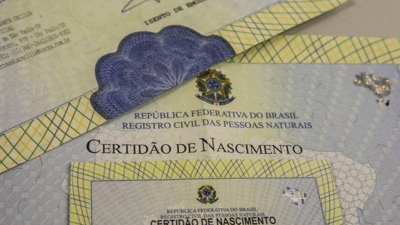 Número de nascimentos cai 5,8% em 2024 e país registra maior queda em 20 anos, aponta IBGE