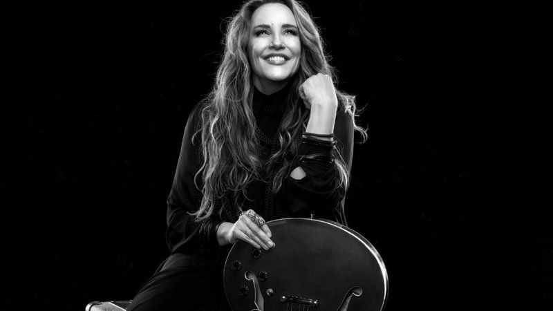 Ana Carolina trará turnê ‘25 Anas’ para Aracaju em 2026