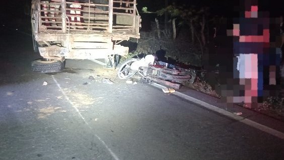 Motociclista morre após colisão com veículo parado na SE-230, em Canindé de São Francisco