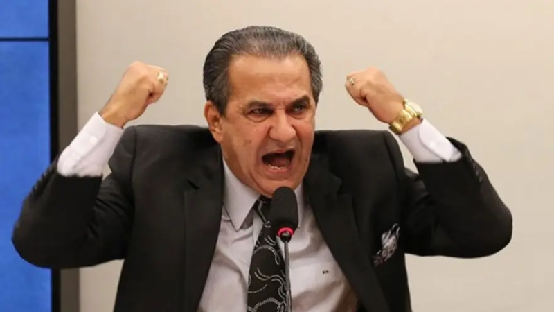 “Fragilizado emocionalmente”: Malafaia rejeita escolha de Bolsonaro por Flávio para a sucessão presidencial