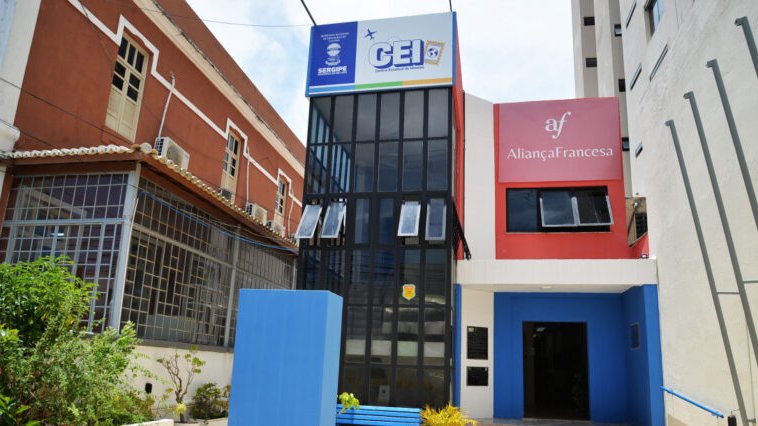 Centro Estadual de Idiomas abre 500 vagas para estudantes da rede pública em Sergipe