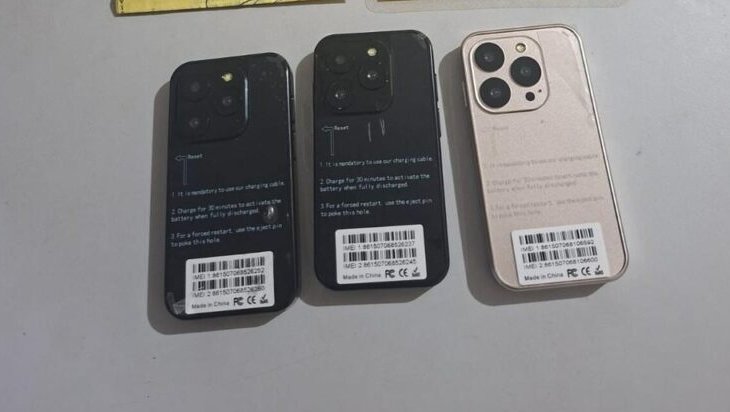 Casal de idosos é preso ao tentar entrar com celulares no Copemcan