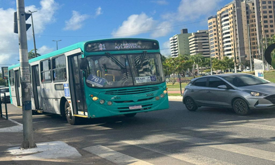Linhas de ônibus terão percursos modificados neste domingo em Aracaju devido a bloco carnavalesco