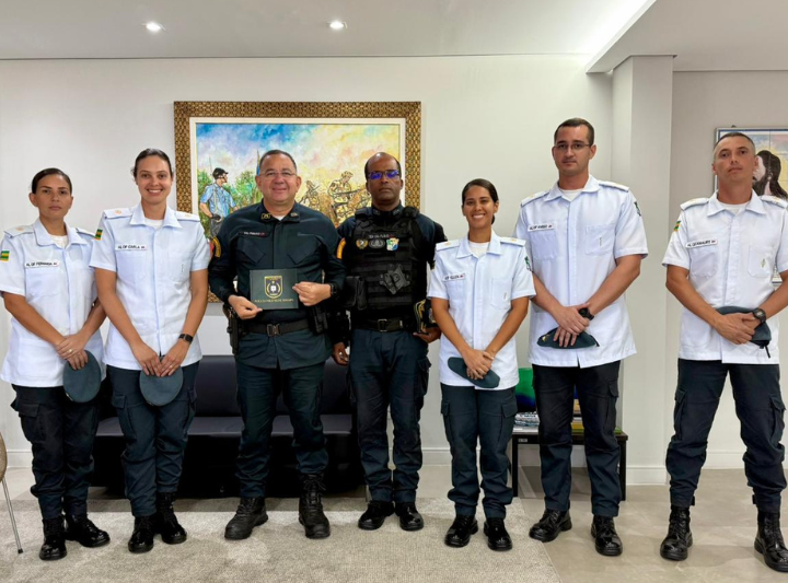 Comandante-Geral recebe novos Oficiais de Saúde e é convidado para formatura dos militares