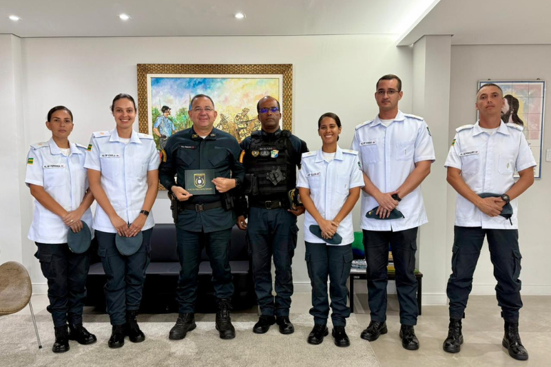 Comandante-Geral recebe novos Oficiais de Saúde e é convidado para formatura dos militares