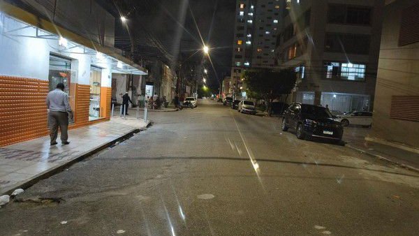 Motociclista de 20 anos perde perna após acidente e precisa de doação de sangue