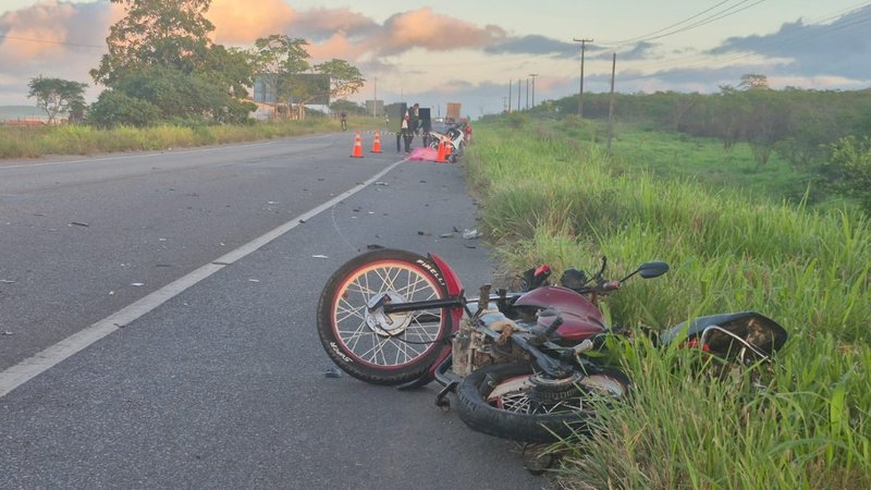 Motociclista de 50 anos morre após colisão traseira na SE-270, em Lagarto
