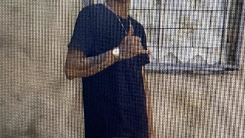 Suspeito de duplo homicídio na Praia do Abaís é identificado e segue foragido