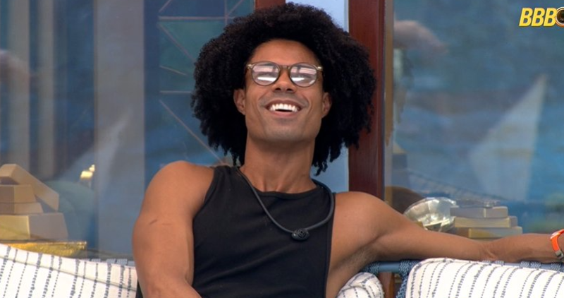 Babu compara Ana Paula a Karol Conká e questiona apoio do público no BBB26