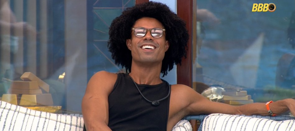 Babu compara Ana Paula a Karol Conká e questiona apoio do público no BBB26