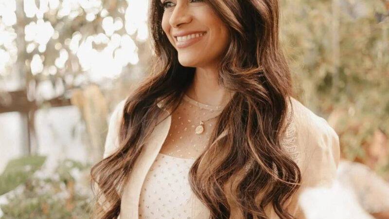 Corrente de oração: Cantora Damares é diagnosticada com câncer e inicia tratamento no Brasil