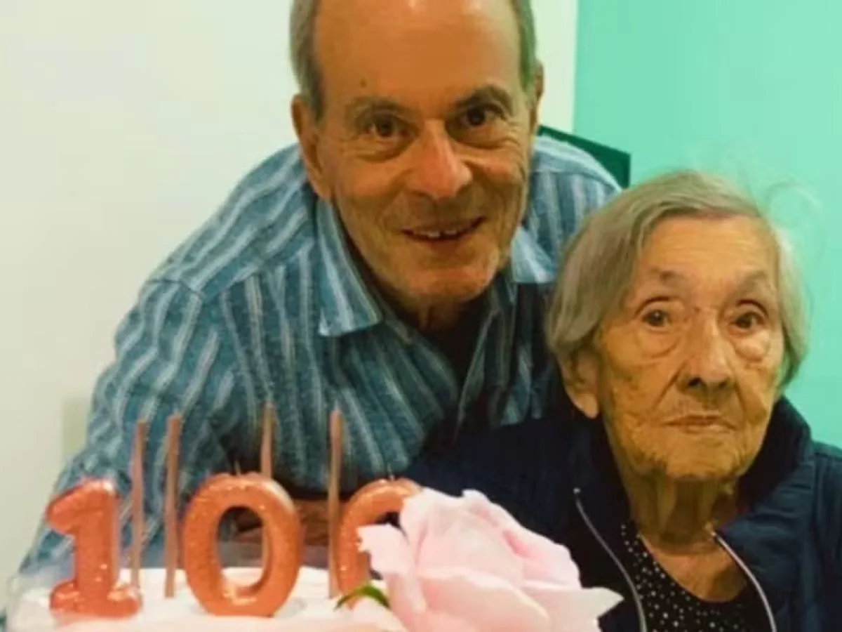 Mãe de Ney Matogrosso, Beita de Souza Pereira, morre aos 103 anos