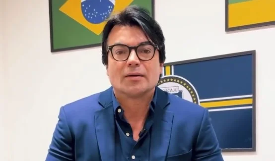 Secretário de Defesa de Aracaju defende porte de arma para mulheres contra o feminicídio