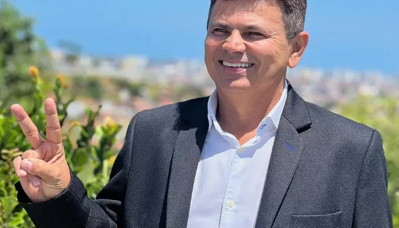 Valmir de Francisquinho anuncia dia da renúncia do mandato de prefeito de Itabaiana