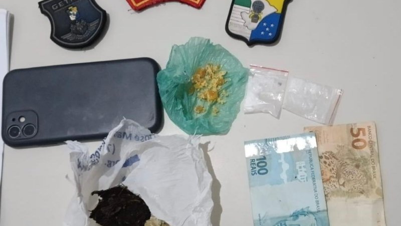 Dupla suspeita de tráfico de drogas e adulteração de veículo é presa em Lagarto