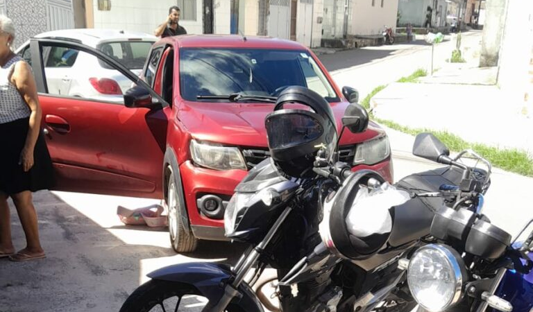 Mulher é assassinada a tiros na porta de escola em Aracaju; filha de 13 anos presenciou o crime