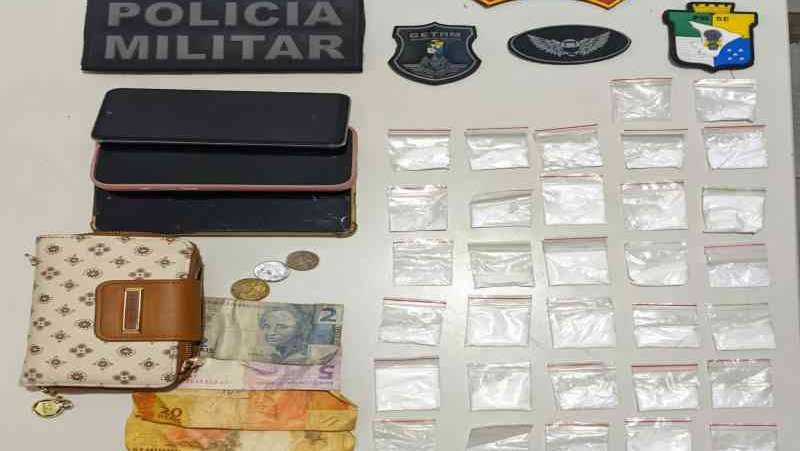 Mulher suspeita de tráfico de drogas é presa em Lagarto