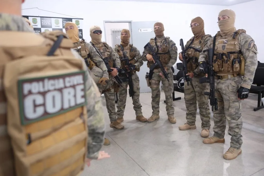 Polícia Civil de Sergipe cumpre mandado contra investigado por triplo homicídio ocorrido na Bahia