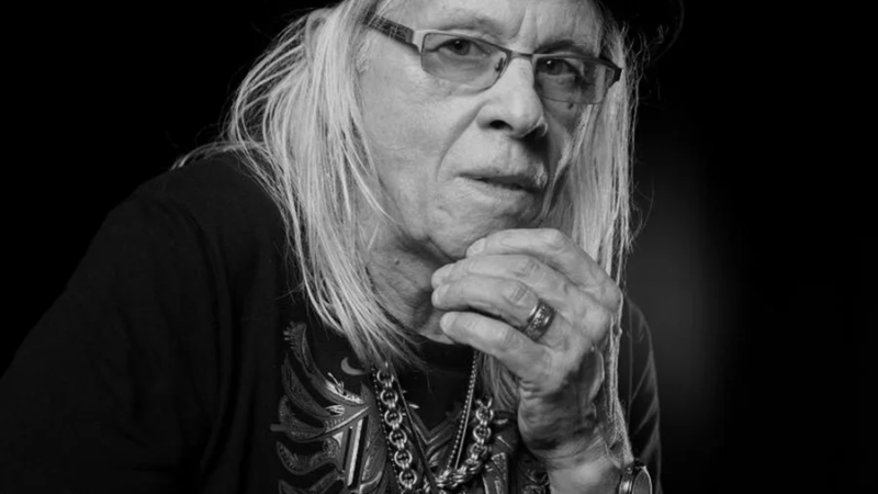 Luto no Rock Nacional: Morre Luiz Carlini, lendário guitarrista do Tutti Frutti