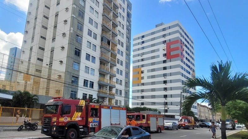 Panela esquecida no fogo provoca princípio de incêndio em apartamento na Zona Sul de Aracaju | Sergipe