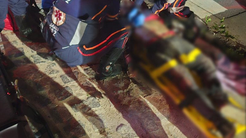 Homem é baleado e mulher fica ferida durante ataque a tiros no 17 de Março