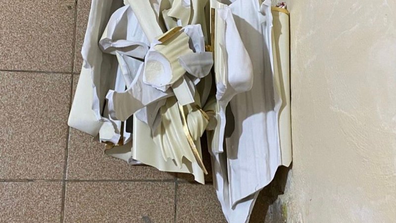 Homem em surto psicótico invade igreja e danifica imagens sacras em Monte Alegre
