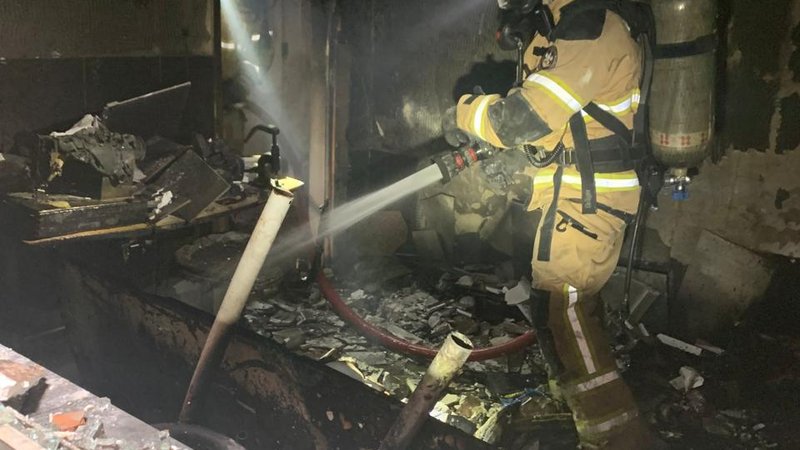 Incêndio atinge residência no bairro Bugio, em Aracaju